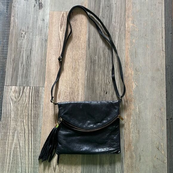 Italian Black Leather Crossbody Bag with Round Flap OS - Picture 1 of 14